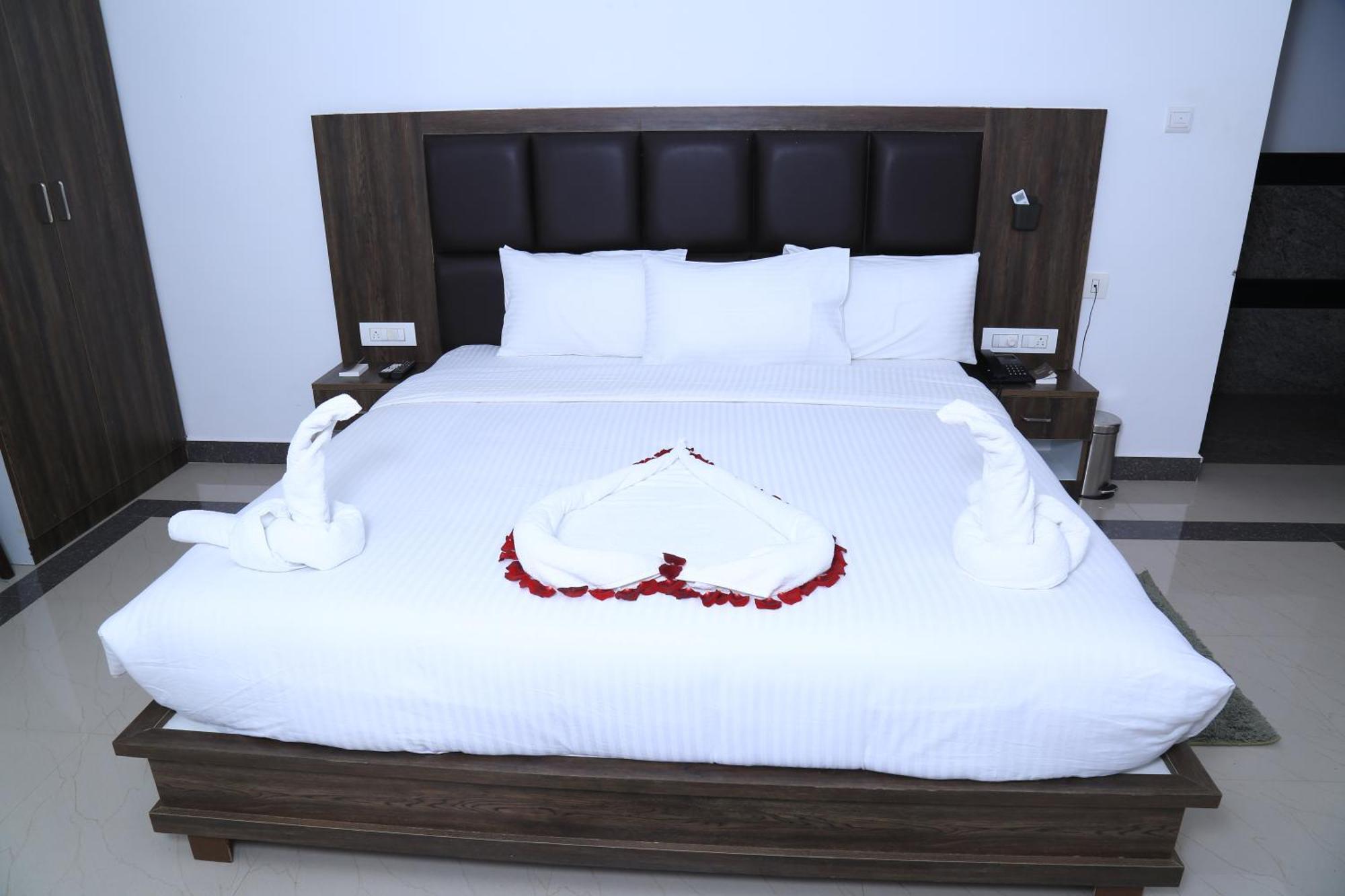 Christian Guest House Веллуру Экстерьер фото