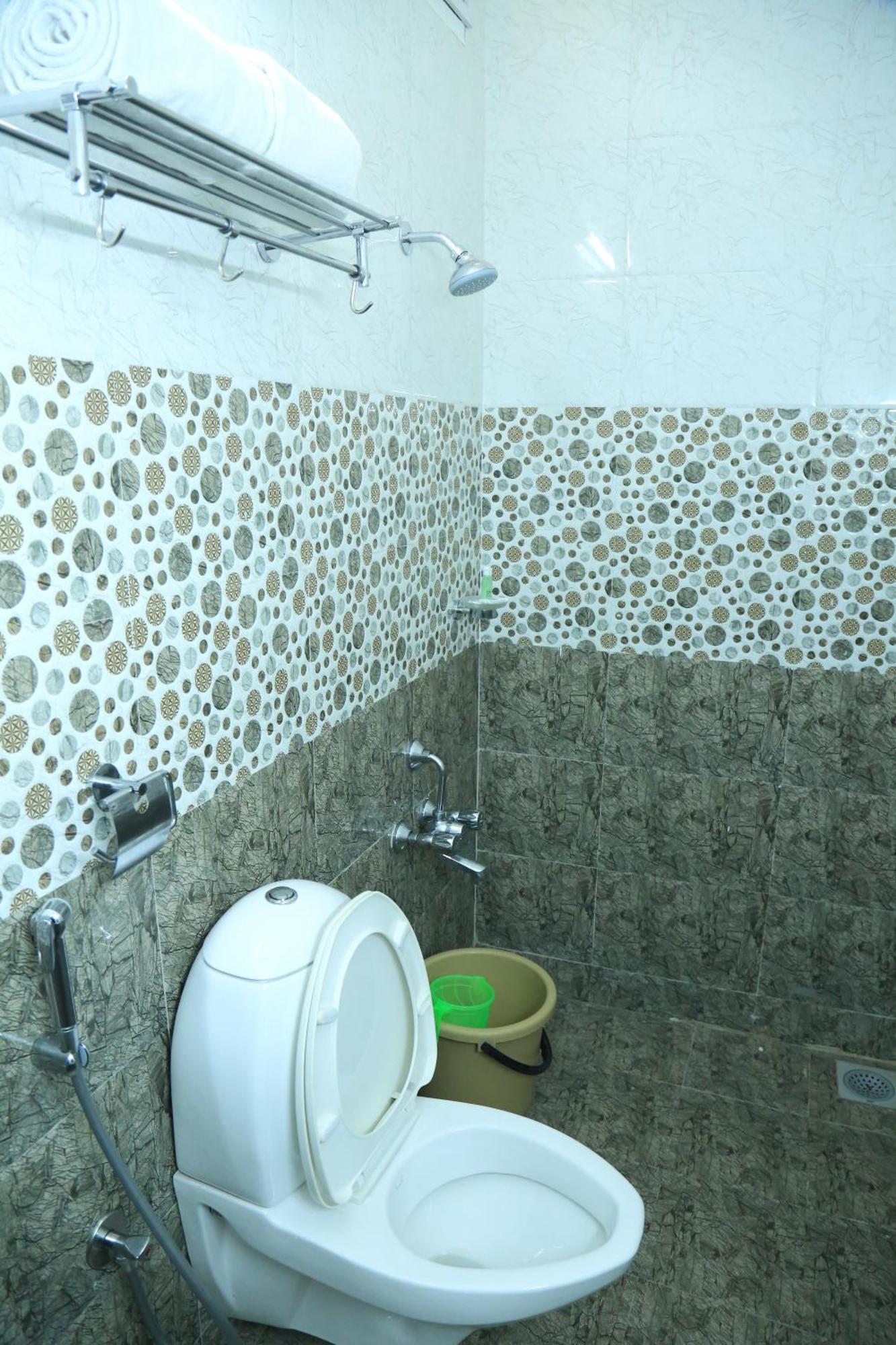 Christian Guest House Веллуру Экстерьер фото