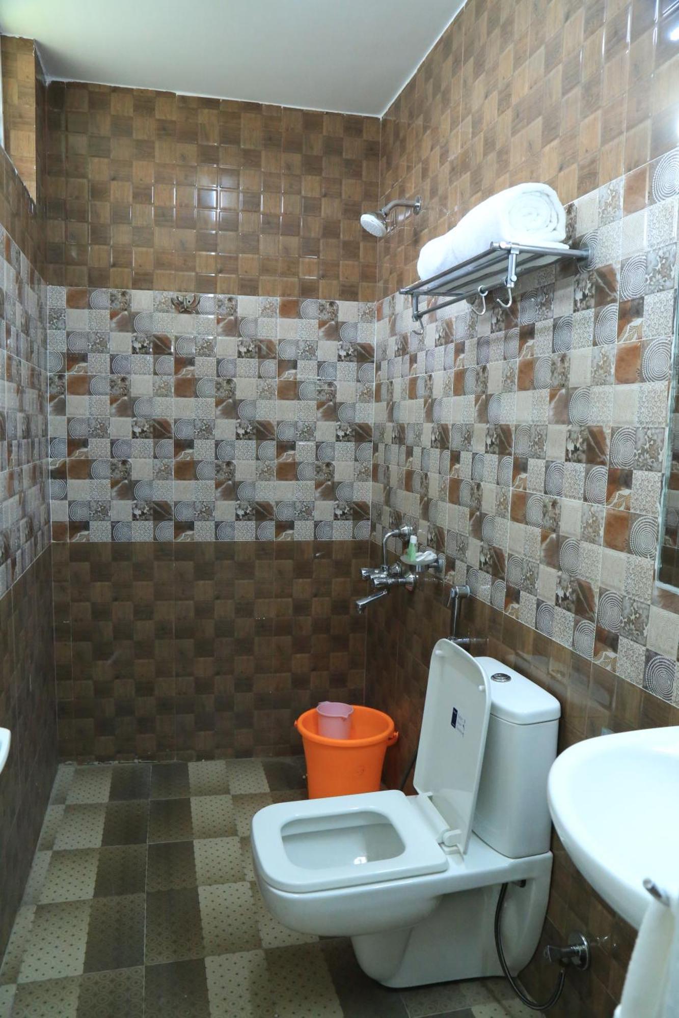 Christian Guest House Веллуру Экстерьер фото